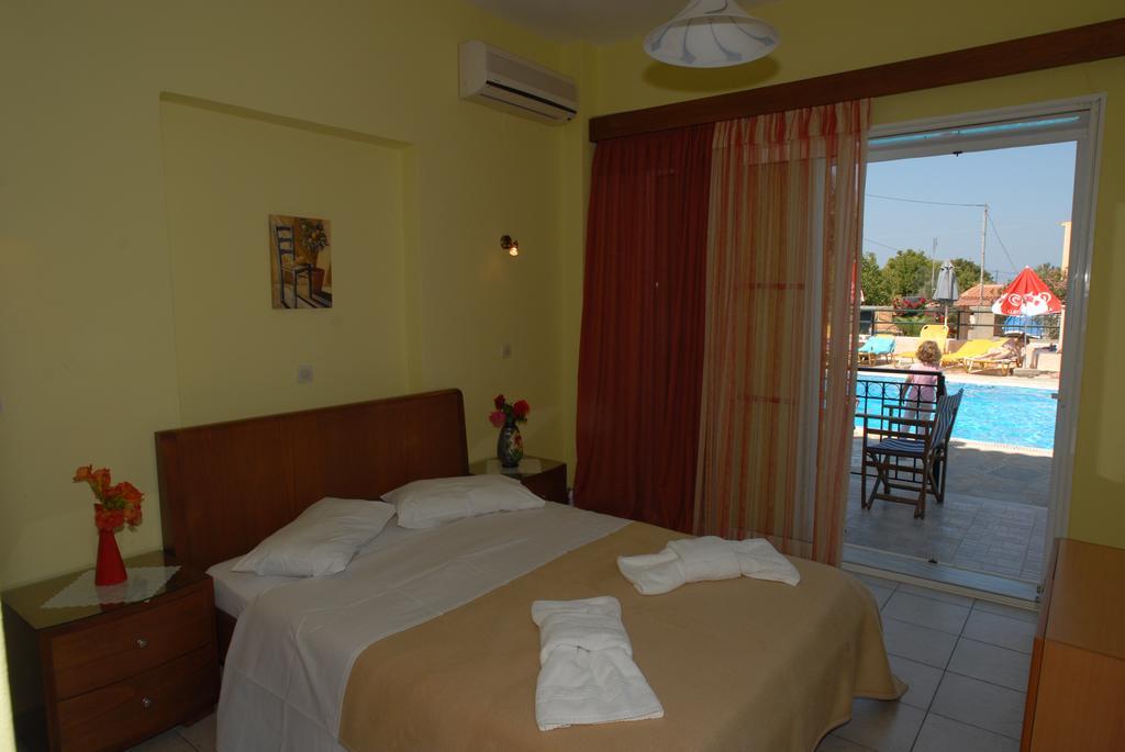 Lakis Studios Anaxos Zimmer foto